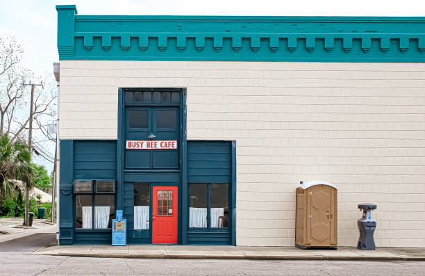 Best Construction site porta potty rental  in Auburn, NE